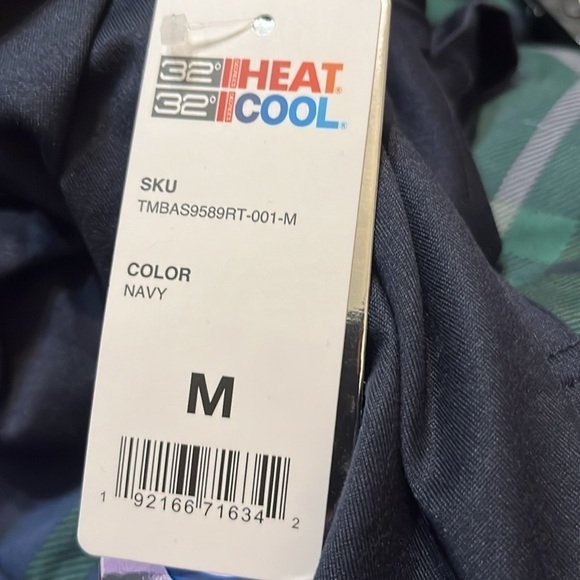 NWT  32 DEGREEES Men's Cool Classic Crew T-Shirt | Anti-Odor | 4-Way Stretch  M - Picture 4 of 5
